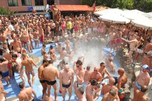 pool_party